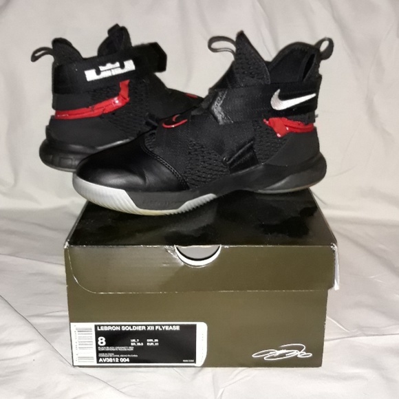 Lebron Soldier XII Fly Ease